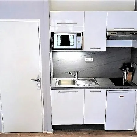 T2, Hypercentre, Calme, Terrasse, Parking Bagneres-de-Luchon