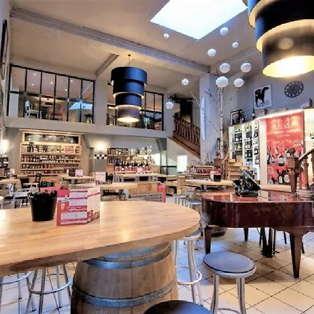 T2, Hypercentre, Calme, Terrasse, Parking Bagneres-de-Luchon