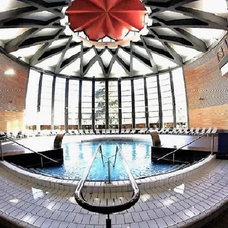 T2, Hypercentre, Calme, Terrasse, Parking Bagneres-de-Luchon