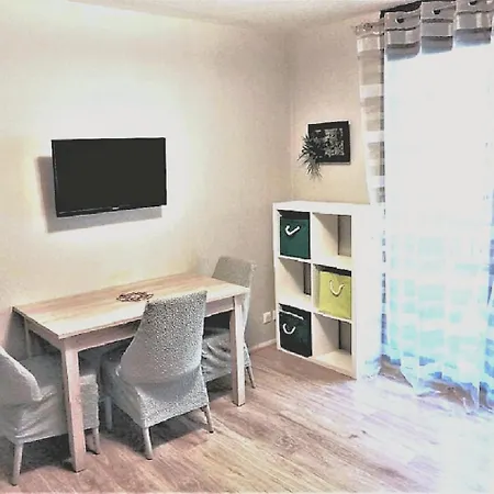 T2, Hypercentre, Calme, Terrasse, Parking Bagneres-de-Luchon